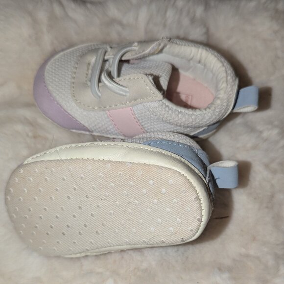 Infant girl shoes ( 2 for 1) - Picture 3 of 7